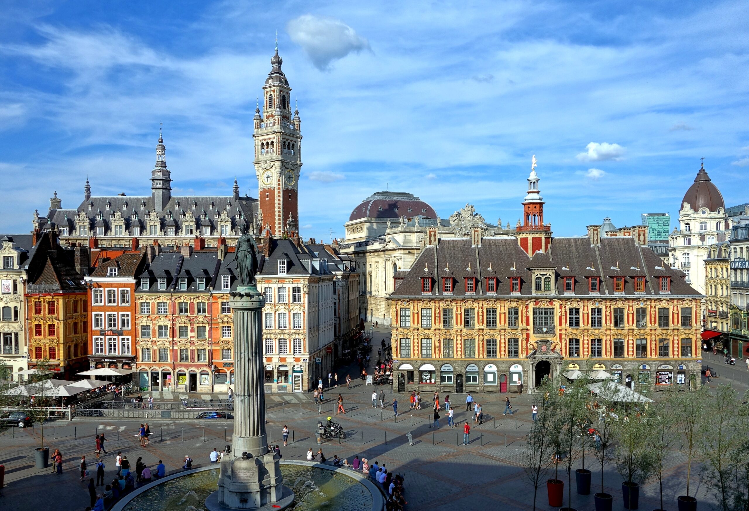 Rencontrer une femme Cougar à Lille : Top 5 des meilleurs endroits.