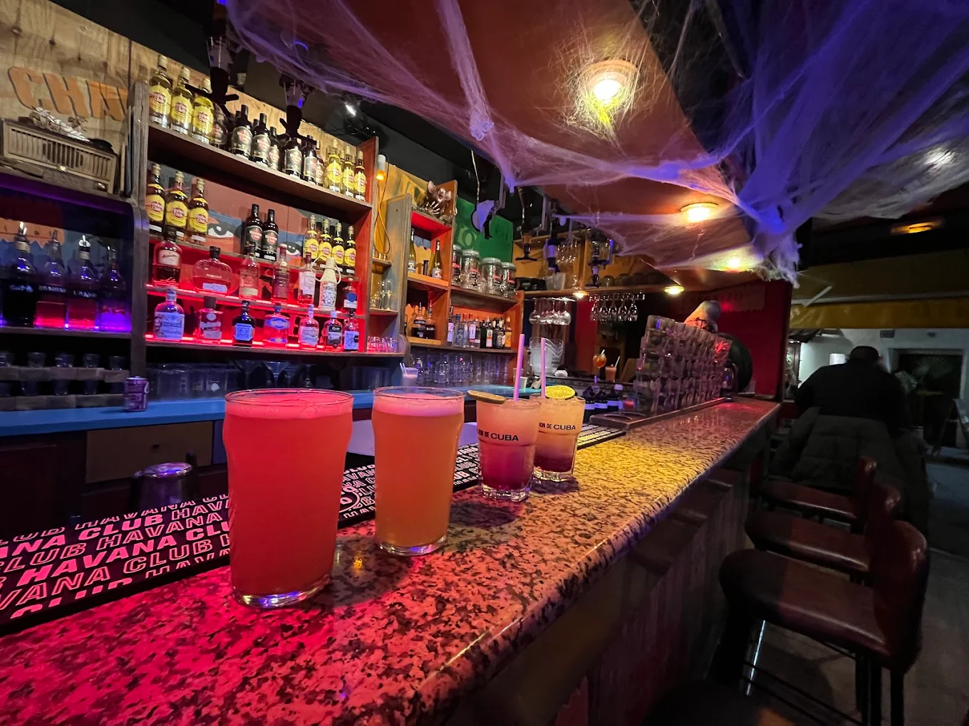 Intérieur du Cubanito Café Montpellier danse latine