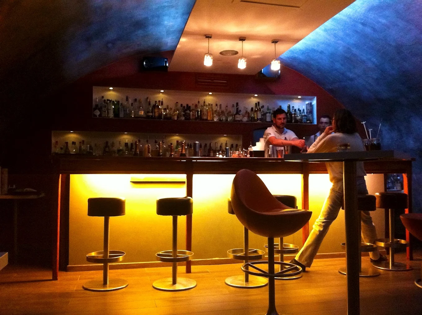 Cocktails du Papa Doble Montpellier décor chic et feutré